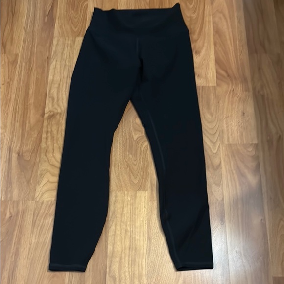 Alo leggings! - Picture 2 of 3